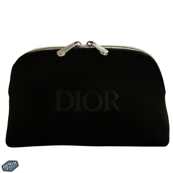 Christian Dior Black Velvet Cosmetic Pouch – Embroidered Logo – Limited Edition - Picture 3 of 8